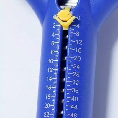 Easy-to-Read Dual Scale Markings of Mechanical Spring Scale